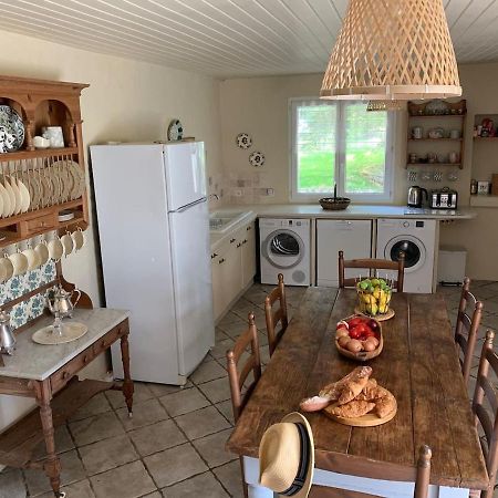 Country Villa For 19 Pool Cinema Football Pitch Verteillac Bagian luar foto