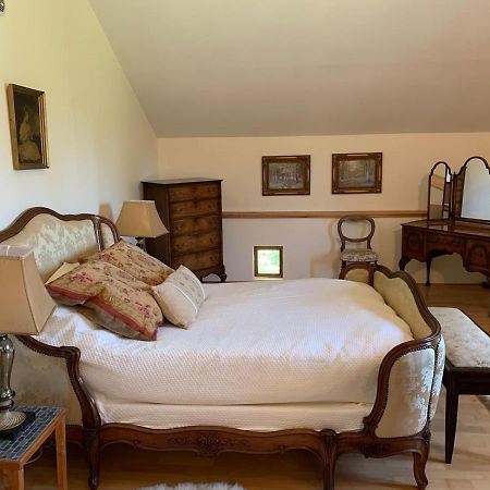 Country Villa For 19 Pool Cinema Football Pitch Verteillac Bagian luar foto