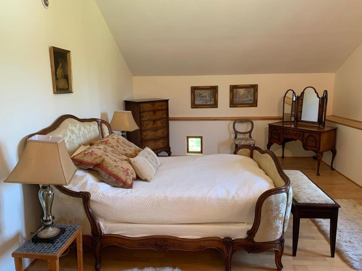 Country Villa For 19 Pool Cinema Football Pitch Verteillac Bagian luar foto