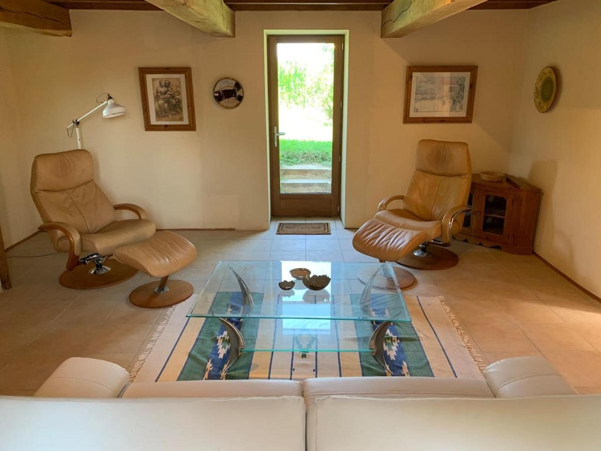 Country Villa For 19 Pool Cinema Football Pitch Verteillac Bagian luar foto