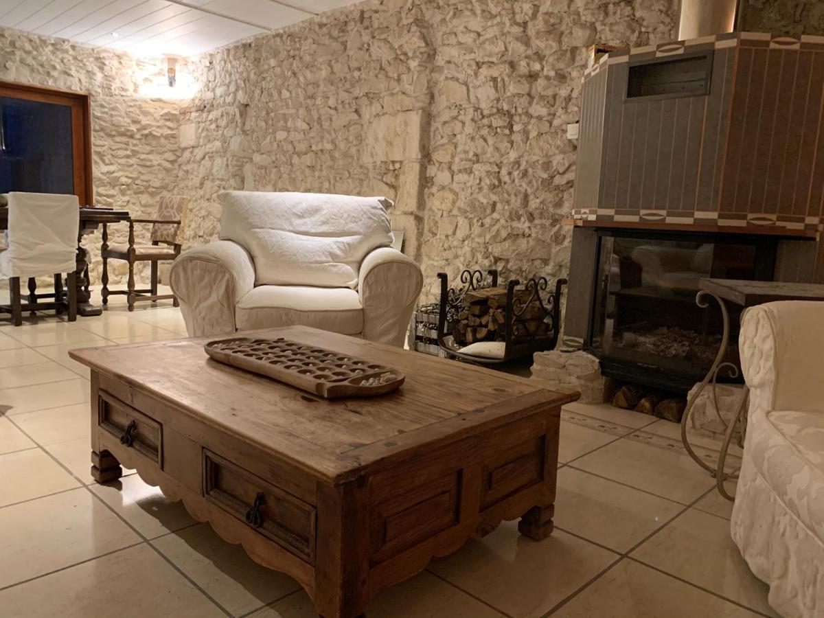 Country Villa For 19 Pool Cinema Football Pitch Verteillac Bagian luar foto