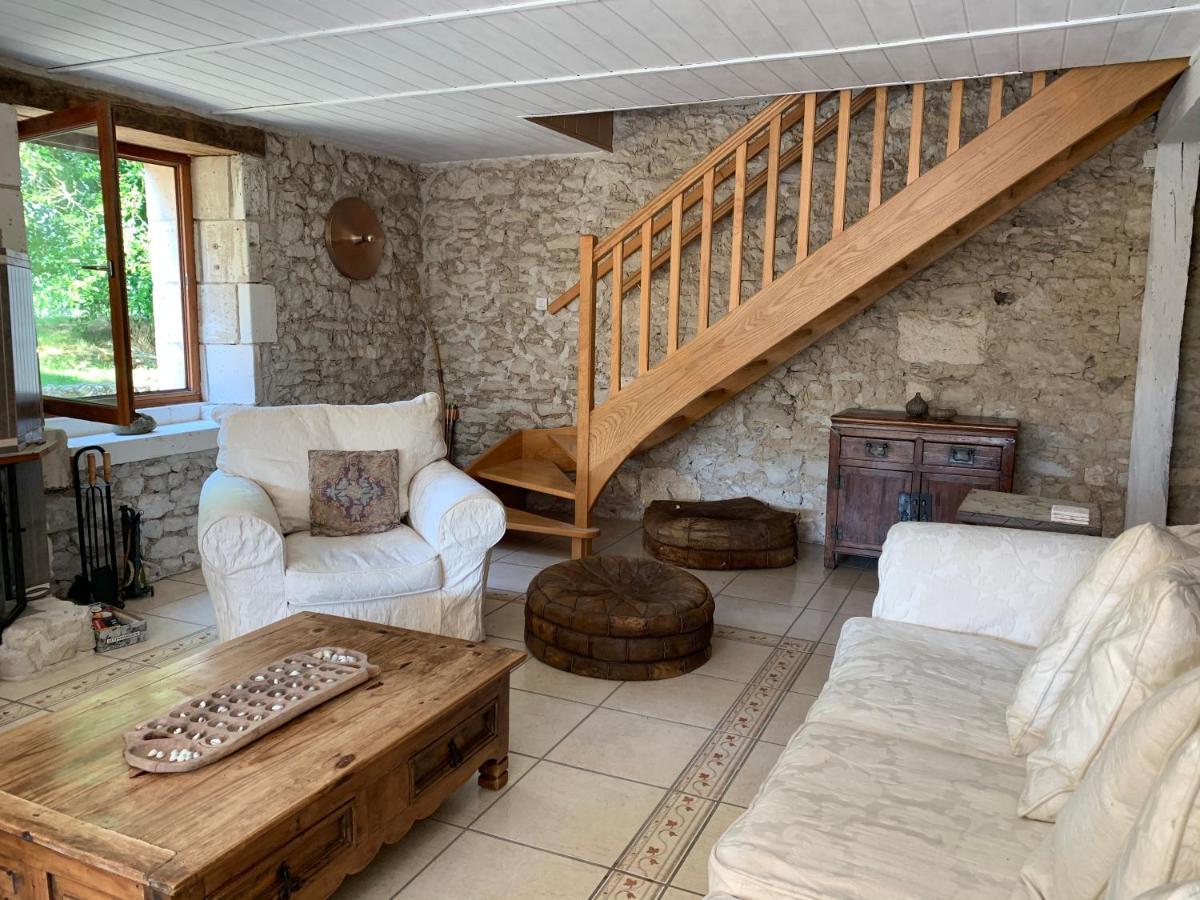 Country Villa For 19 Pool Cinema Football Pitch Verteillac Bagian luar foto