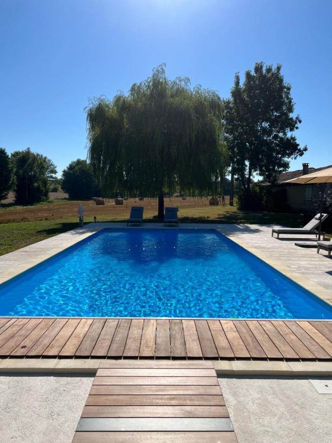 Country Villa For 19 Pool Cinema Football Pitch Verteillac Bagian luar foto